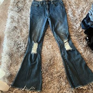 Delia’s denim Jean, distressed Flare jeans Size small